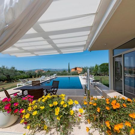 فولينيو Giuliveto Bed And Breakfast المظهر الخارجي الصورة